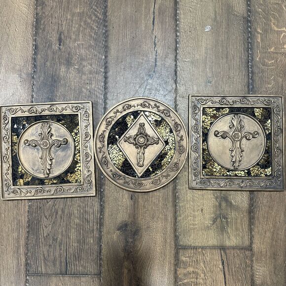 Vintage Medieval Stained Glass Art Wall Hanging Picture with Round Square Cross